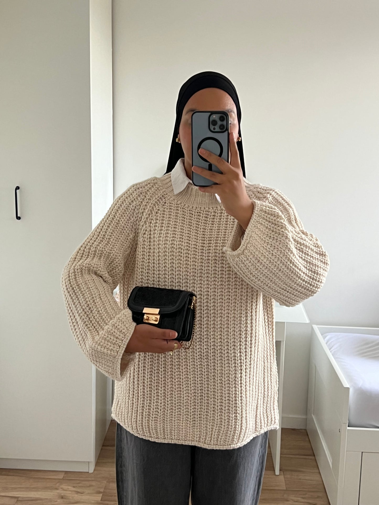 Jessy Sweater