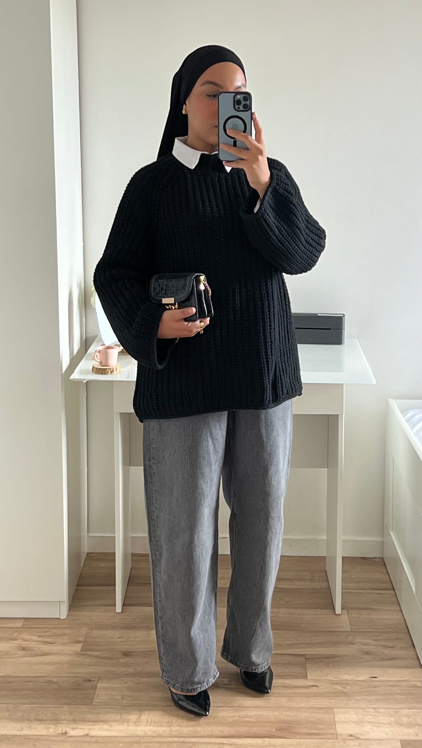 Jessy Sweater