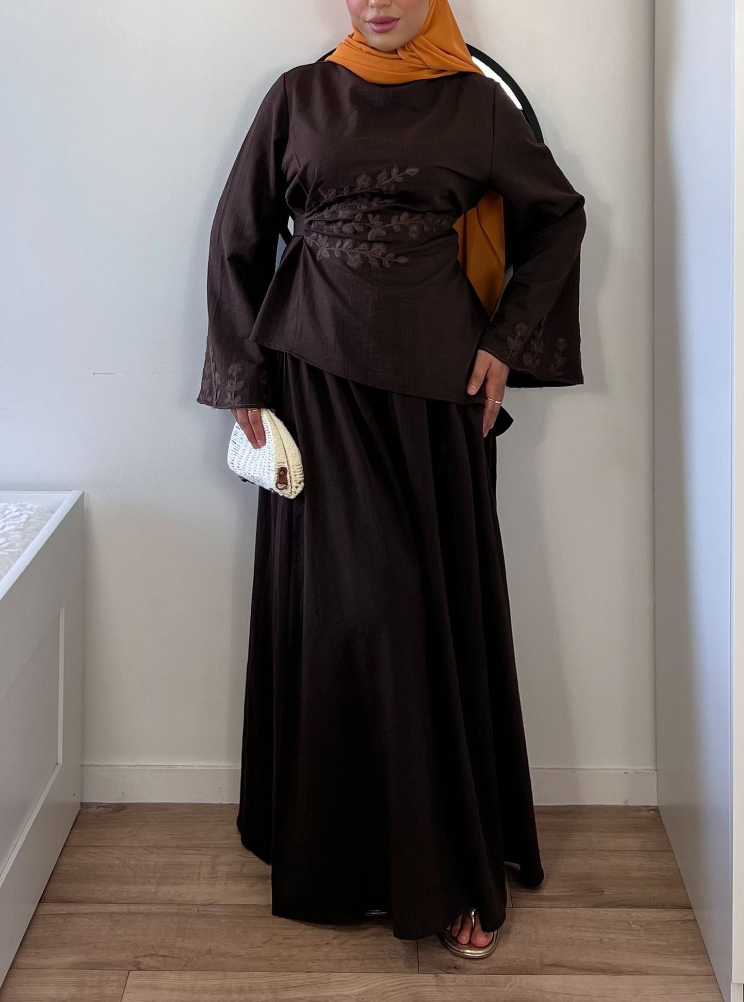 Ensemble Jupe Asymétrique & Haut Brodé | QUALITÉ PREMIUM |