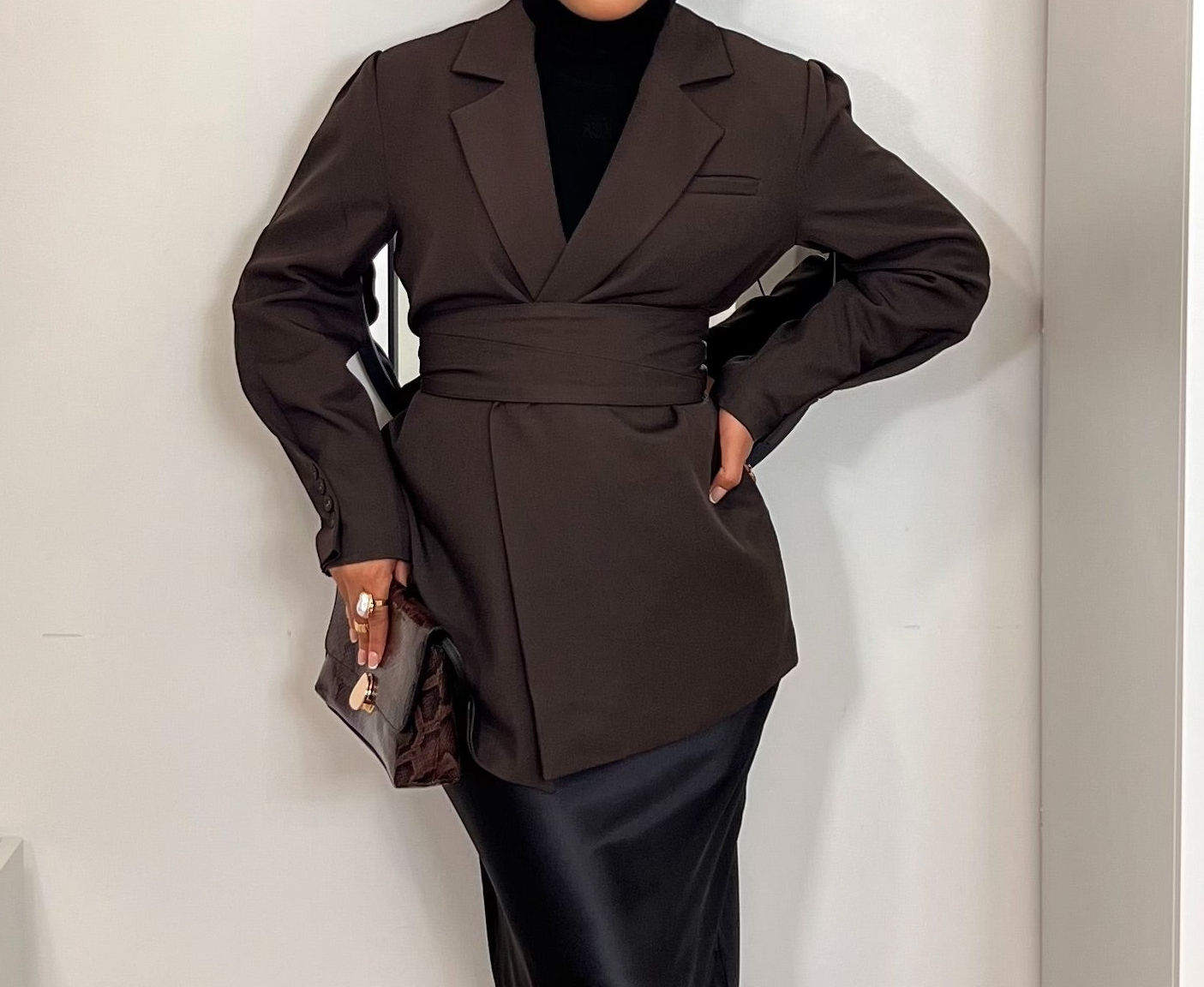 Blazer ceinturé – Coupe chic et structurée | PREMIUM |