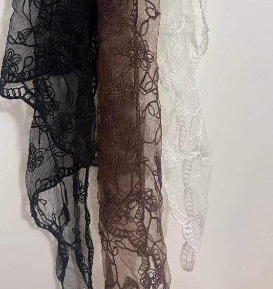 Foulard en dentelle 100% Viscose