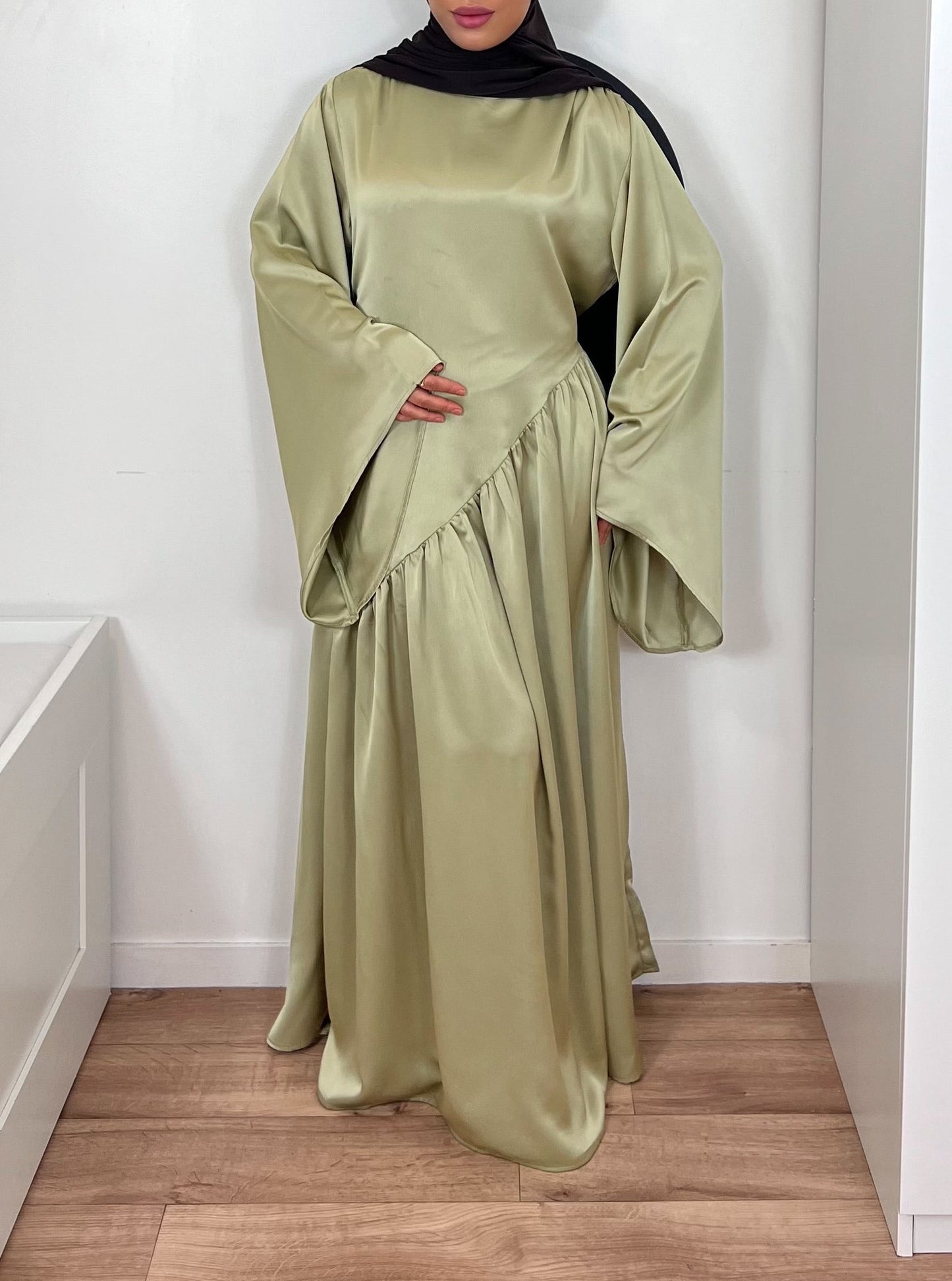 Robe longue satinée [ GAMME PREMIUM]