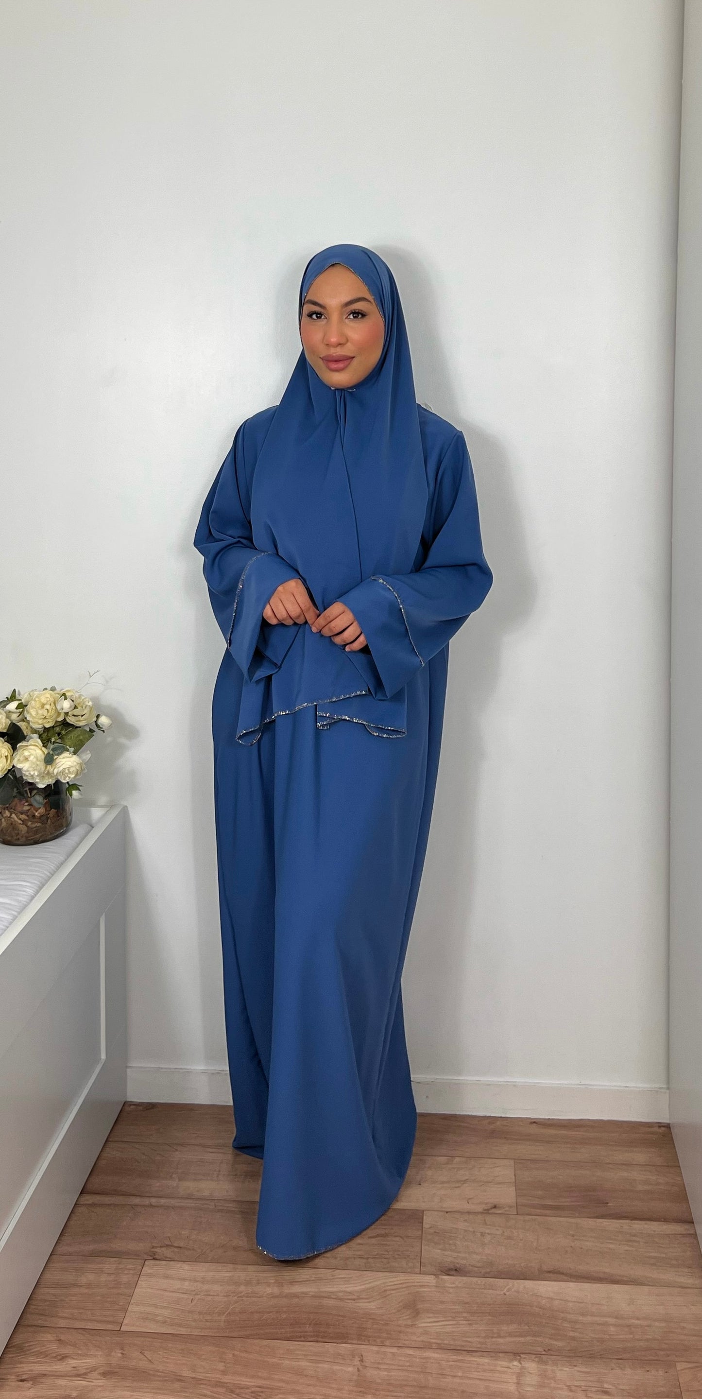 Abaya Hijab intégré